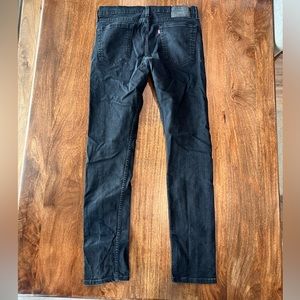 Men’s black Levi 510 skinny fit jeans